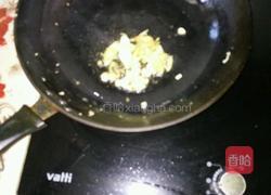 青笋木耳炒鸡蛋的做法图解3