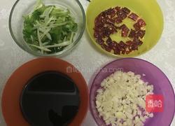 油泼金针菇的做法图解2