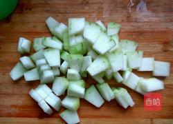 冬瓜玉米丸子汤的做法图解2
