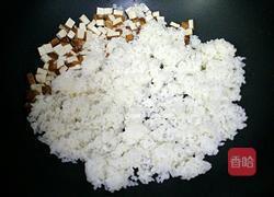 芹菜香干炒饭的做法图解6