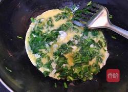 韭菜青椒炒鸡蛋的做法图解4