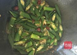 辣炒蒜蓉秋葵的做法图解4