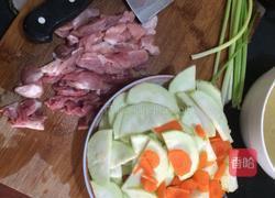 丝瓜面疙瘩汤的做法图解3