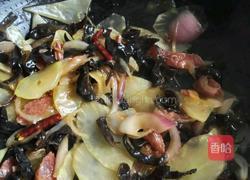 广式腊肠耗油莴笋的做法图解8