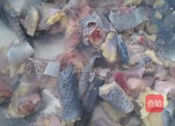 双菇乌鸡汤的做法图解1