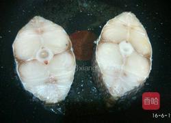 香煎鳕鱼扒的做法图解2