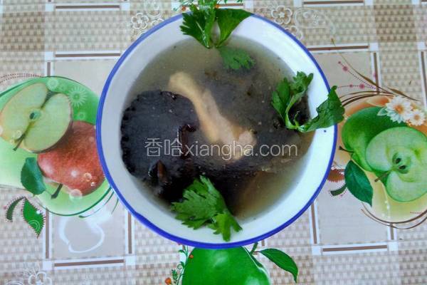 海带木耳大骨汤