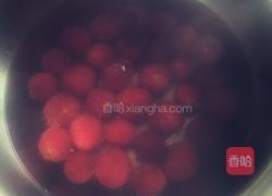 糖水杨梅的做法图解1