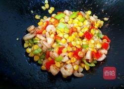 玉米粒炒虾仁的做法图解8