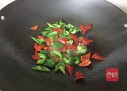 圆椒炒鸡翅的做法图解7