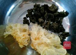 凉拌双耳的做法图解1