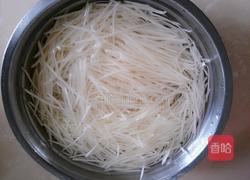 凉拌胡萝卜土豆丝的做法图解3