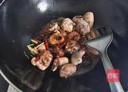 香菇土豆焖鸡腿的做法图解5