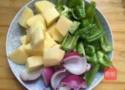 香菇土豆焖鸡腿的做法图解7