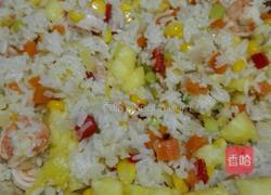 菠萝(凤梨)炒饭的做法图解8