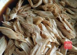 凉拌腐竹的做法图解2