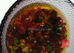 皮蛋拌黄瓜的做法图解3