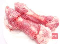 玉米冬瓜大骨头汤的做法图解1