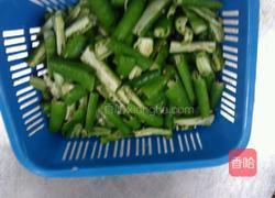 青炒鱼头的做法图解2