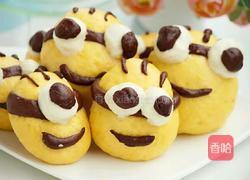 小黄人馒头的做法图解1