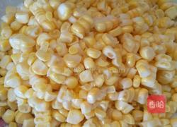 肉丁炒玉米的做法图解2