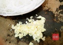 木耳炒粉丝的做法图解2