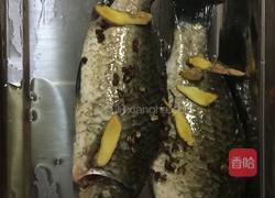 鲜椒鲫鱼的做法图解1