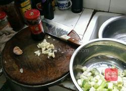 麻辣兔丁的做法图解3