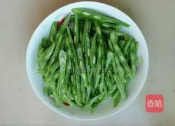 四季豆炒肉的做法图解1
