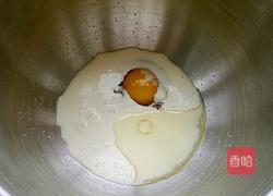 淡奶油爱心小面包的做法图解1