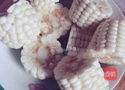 玉米排骨汤的做法图解4