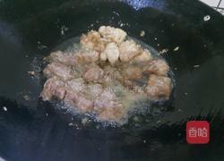 黑麻麻炸排骨的做法图解4