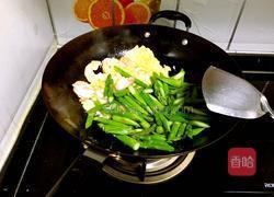 鸡蛋炒芦笋虾仁的做法图解7