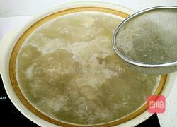 玉米胡萝卜炖脊骨汤的做法图解8