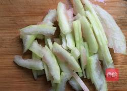 炒西瓜皮的做法图解2