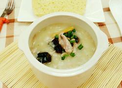 传统广式皮蛋瘦肉粥