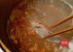 传统广式皮蛋瘦肉粥的做法图解6