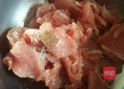 木耳炒肉片的做法图解3