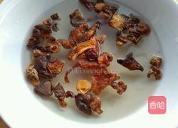 素炒松蘑土豆片的做法图解2