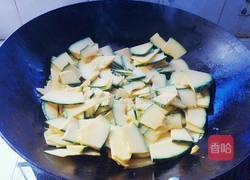 清炒嫩南瓜的做法图解5