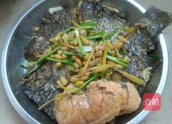 黄豆焖福寿鱼的做法图解7