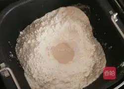 Illustration of how to make bean paste bread 3