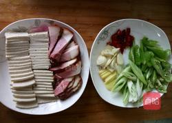 腊肉千页豆腐的做法图解1