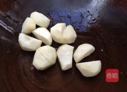 山药马蹄猪骨汤的做法图解3