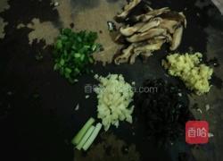 香菇鼓汁蒸排骨的做法图解2