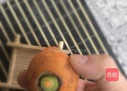 胡萝卜花的做法图解1