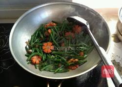 胡萝卜焖缸豆的做法图解6