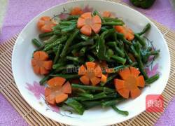 胡萝卜焖缸豆的做法图解7