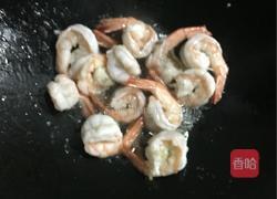 鲜虾鸡蛋炒韭菜黄的做法图解5