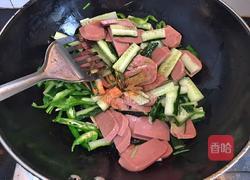 黄瓜炒火腿的做法图解4